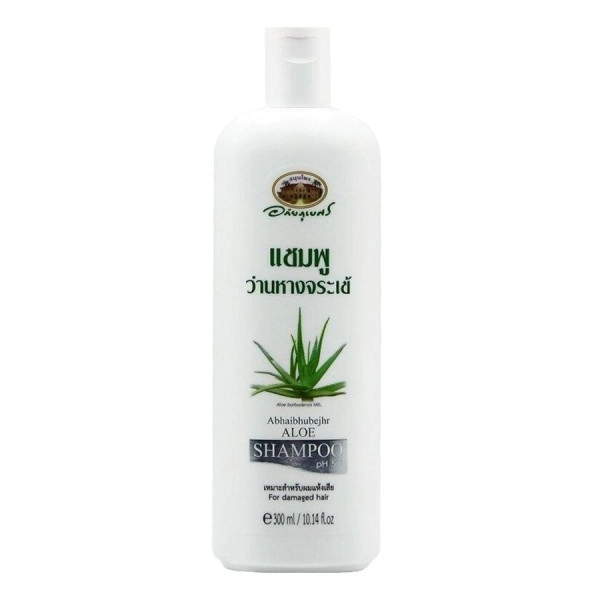 Шампунь с соком алоэ для сухих и повреждённых волос Абхай. Abhaibhubejh Aloe Shampoo.